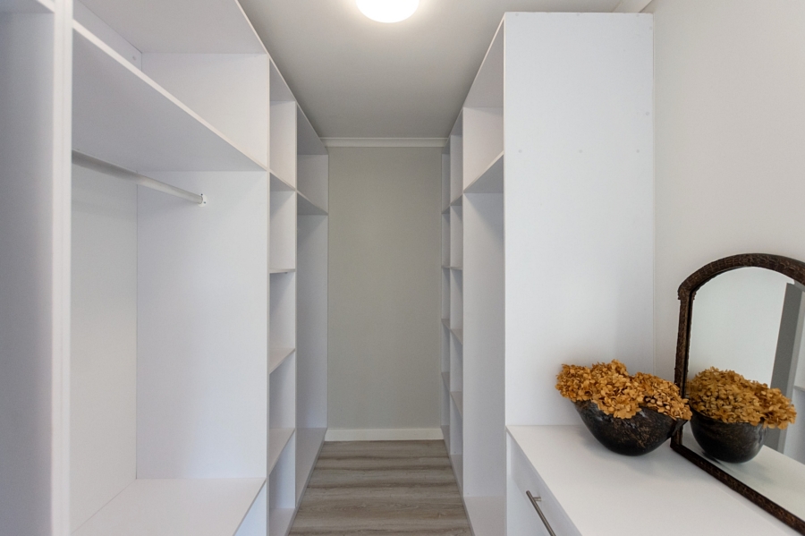 3 Bedroom Property for Sale in Country Club Western Cape